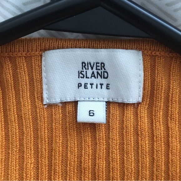 River island ribbed sweater with flute sleeves. Mustard colour. Worn once - Picture 2 of 3